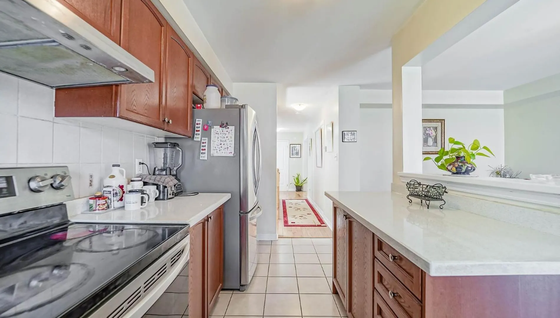 Beautiful Toronto Homestay- 15 Min To Downtown- Free Parking كندا